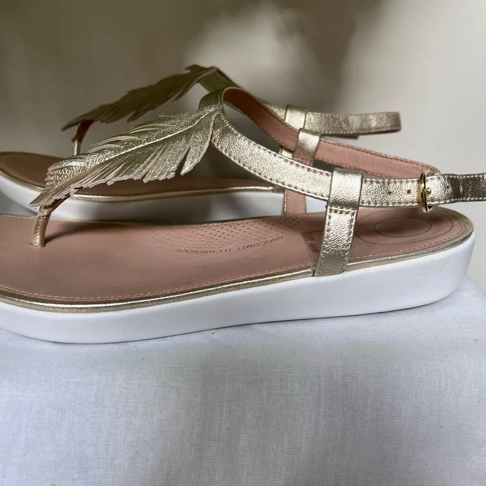 Fit Flop Sandals 8.5 - Picture 2 of 2
